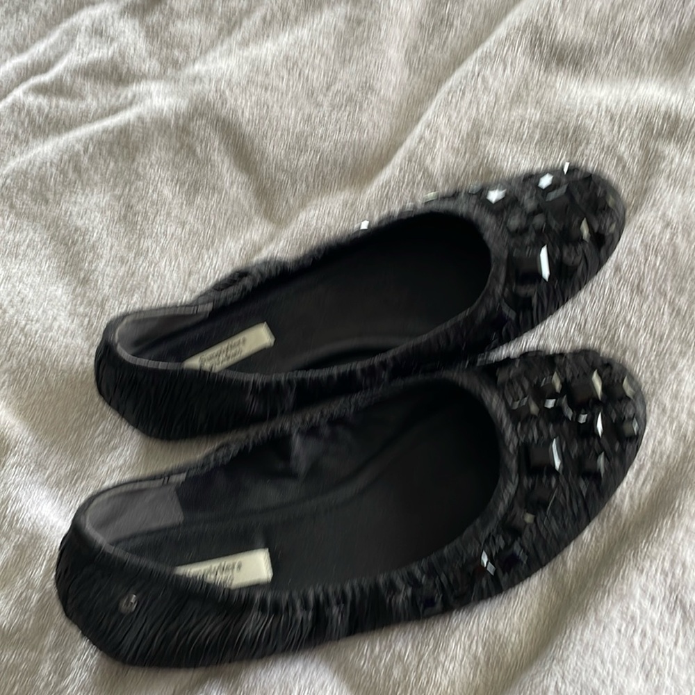 Flat shoes
